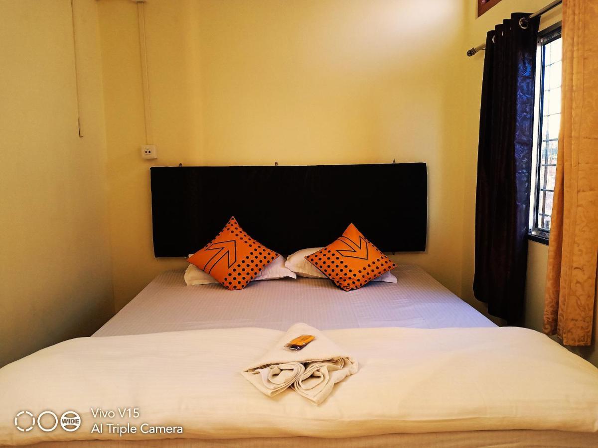 Hotel Executive Bongaigaon ภายนอก รูปภาพ